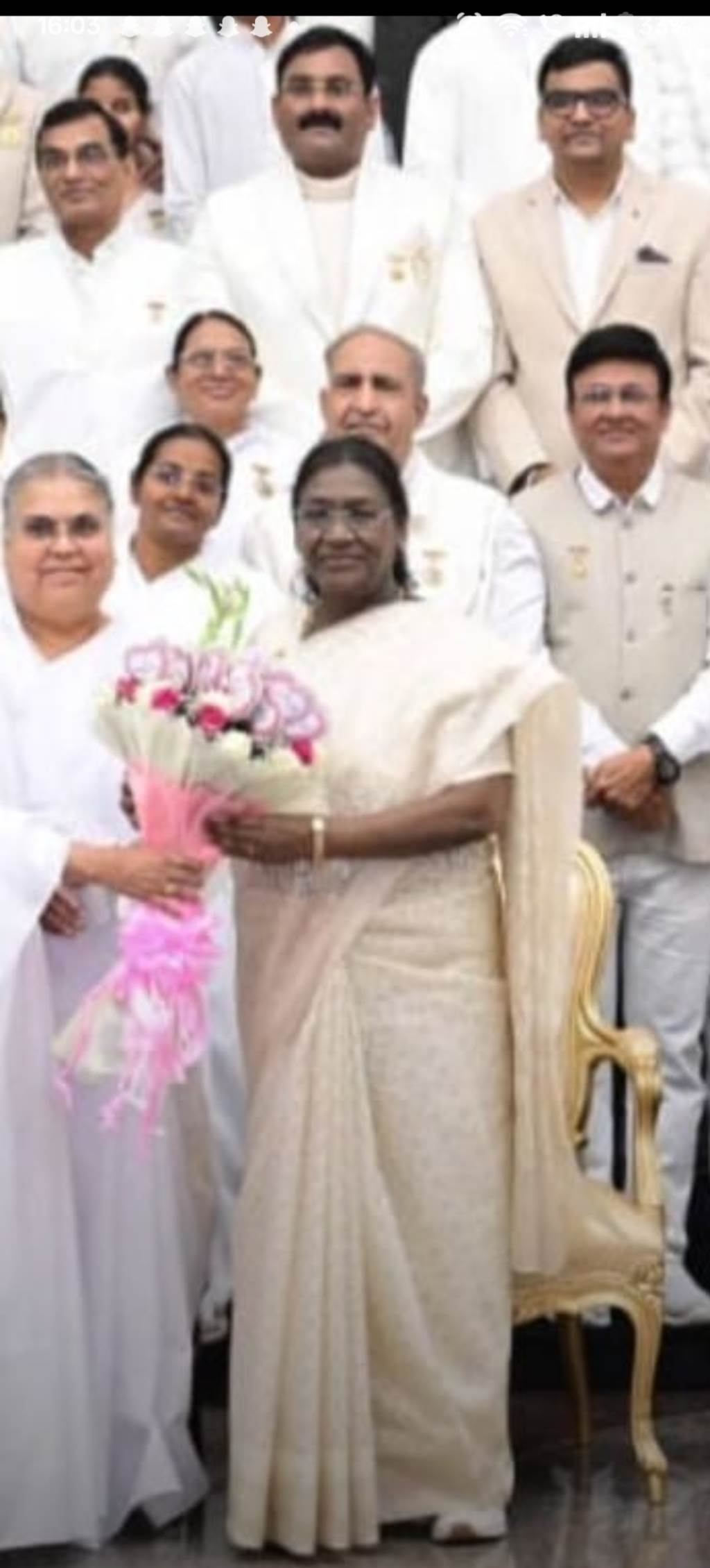 Dr Girish Mittal Jaito meets President Draupadi Murmu at Rashtrapati Bhavan